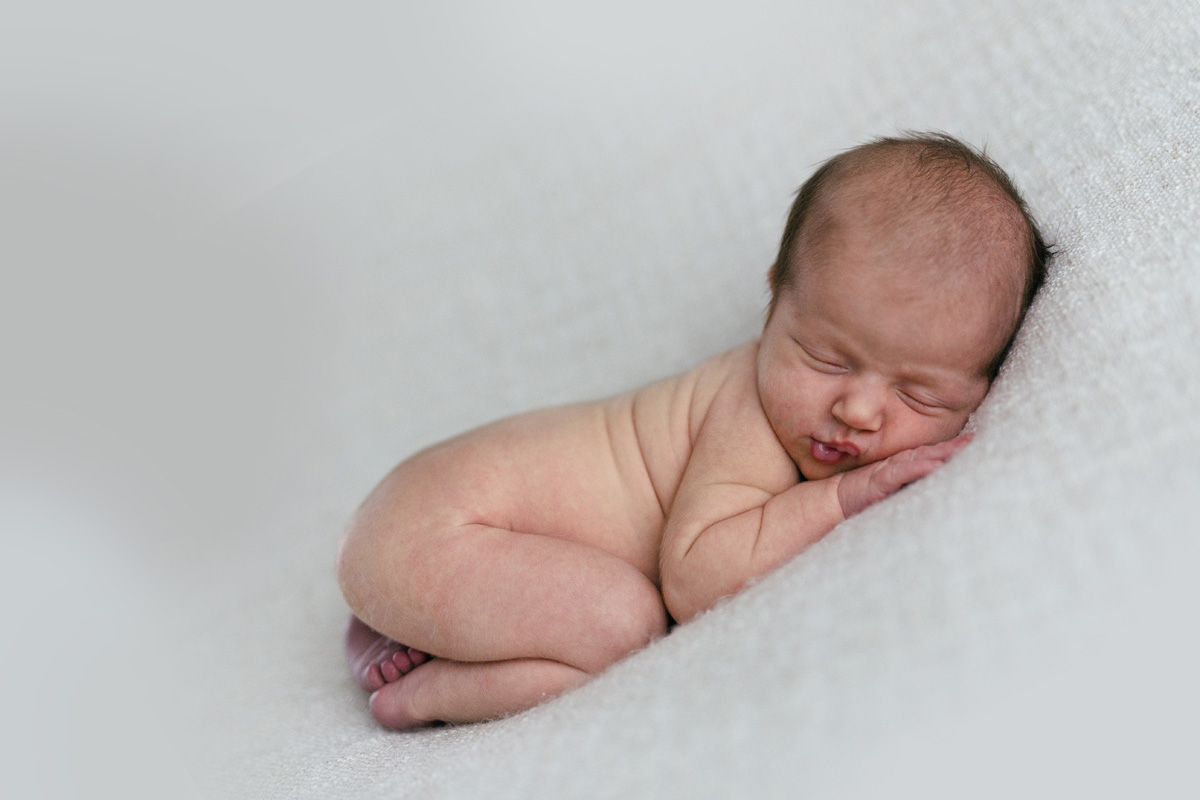 Newborn baby photography Basingstoke