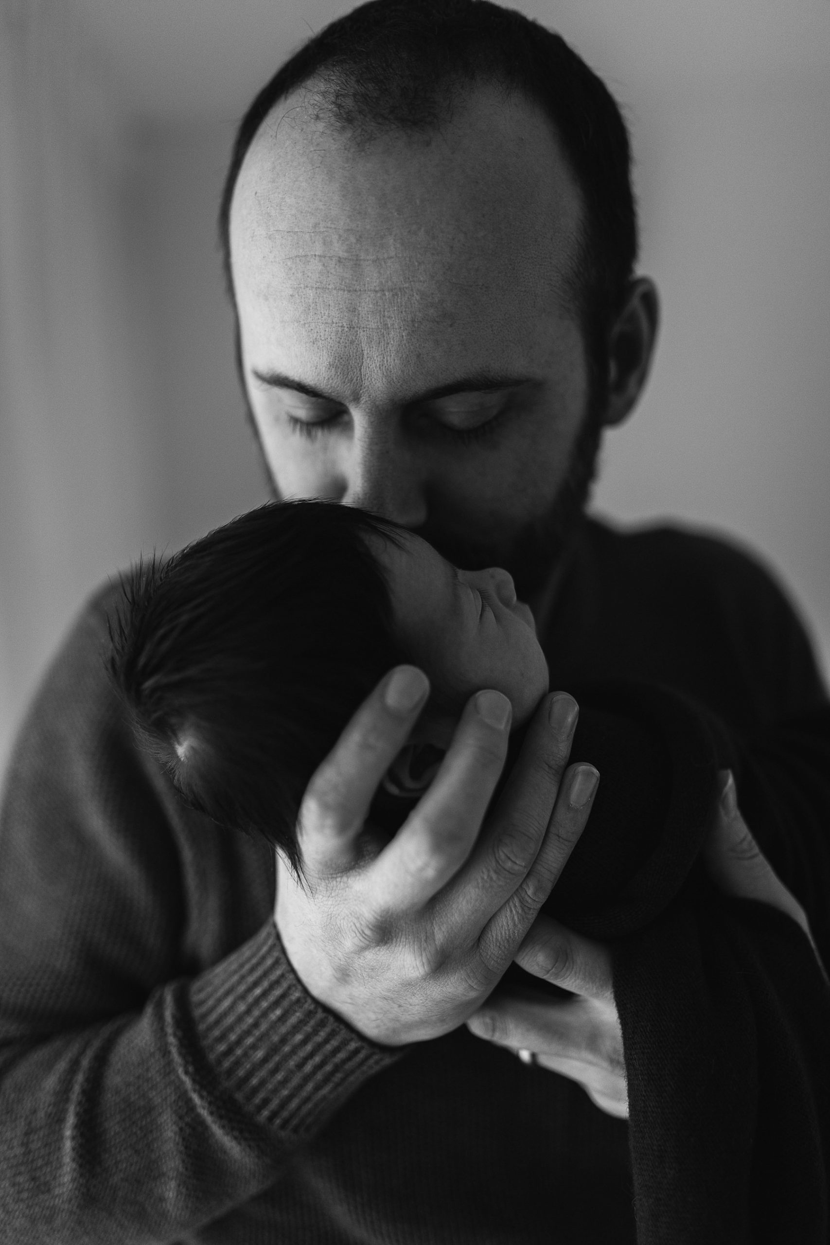 simple newborn baby photography farnborough basingtoke