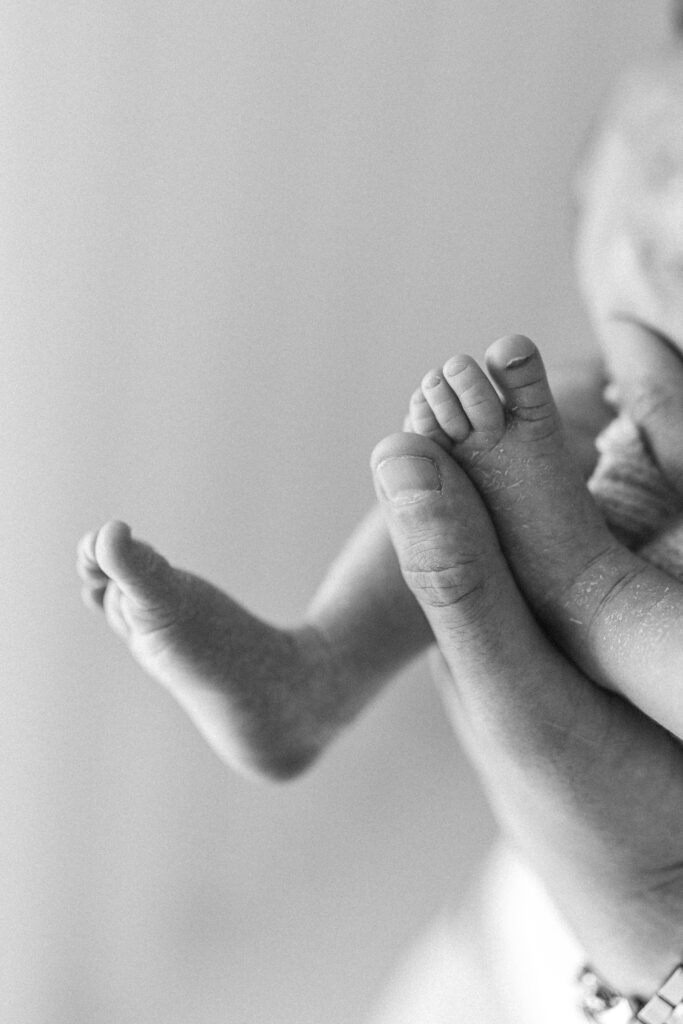 CLose up of newborn baby's feet 