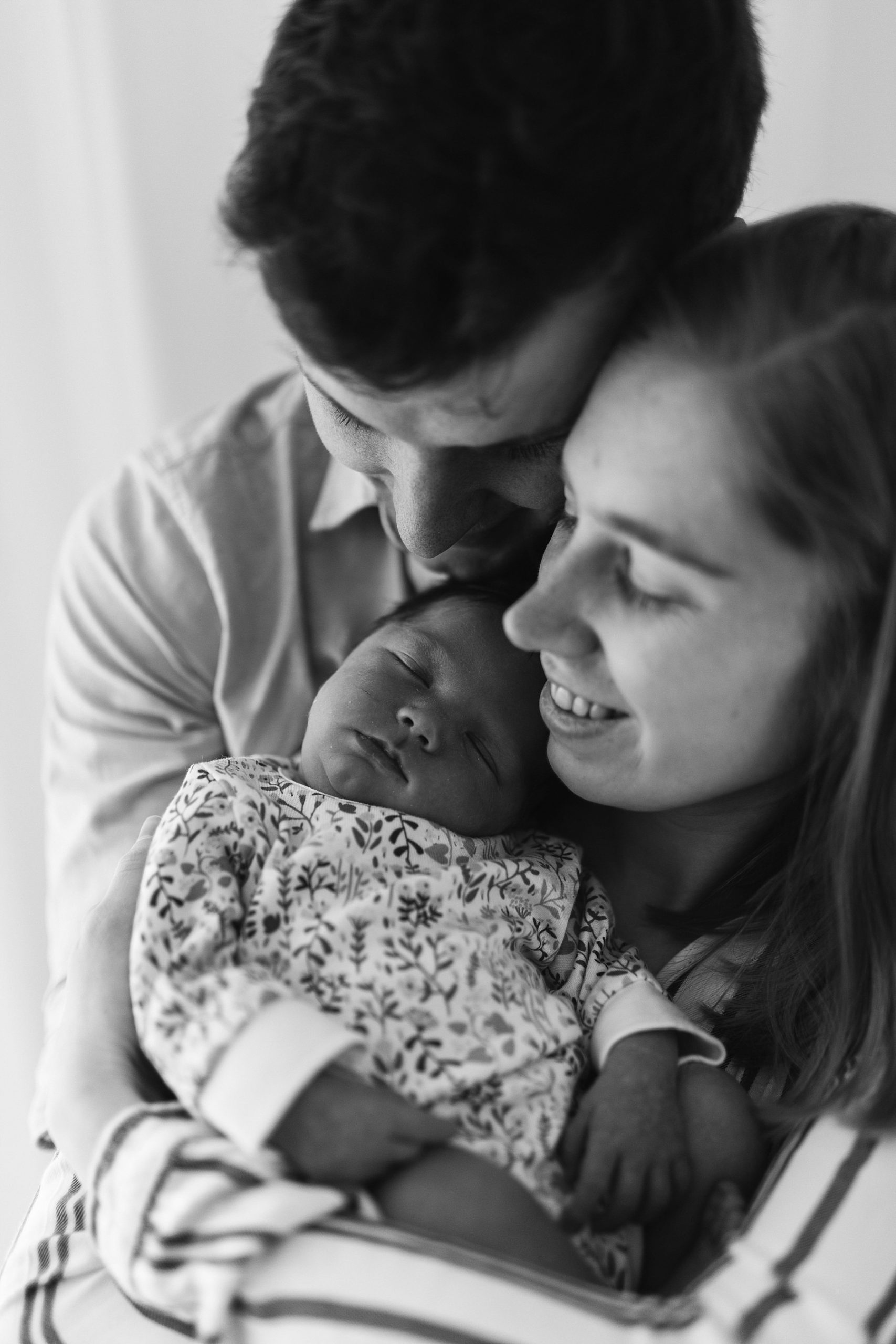 squishy newborn baby photoshoot in white studio natural photography